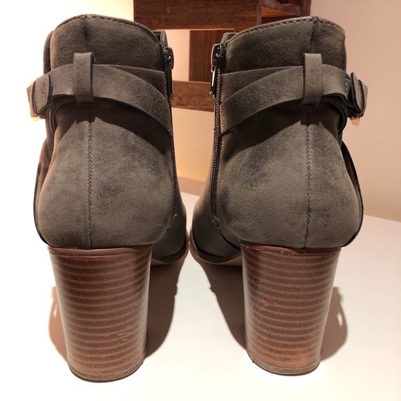 Expression Ankle Booties Size 8 - Picture 4 of 9